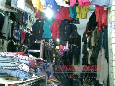 即墨服裝批發(fā)市場(chǎng)七天銷售額突破5億元，彰顯市場(chǎng)強(qiáng)勁復(fù)蘇態(tài)勢(shì)