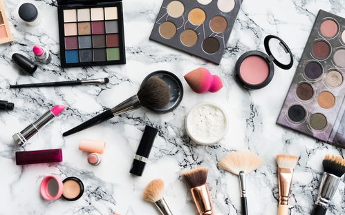 妝點屏幕，呵護秀發 化妝品與頭發護理高清壁紙的藝術與實用